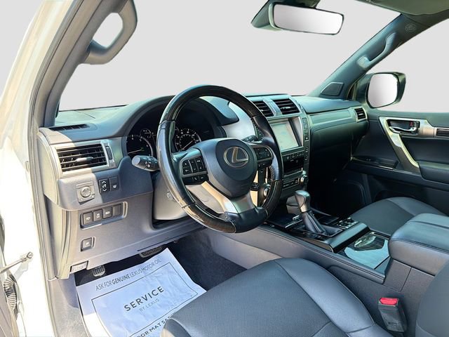 Used 2020 Lexus GX 460 Premium w/ Premium Package image 27