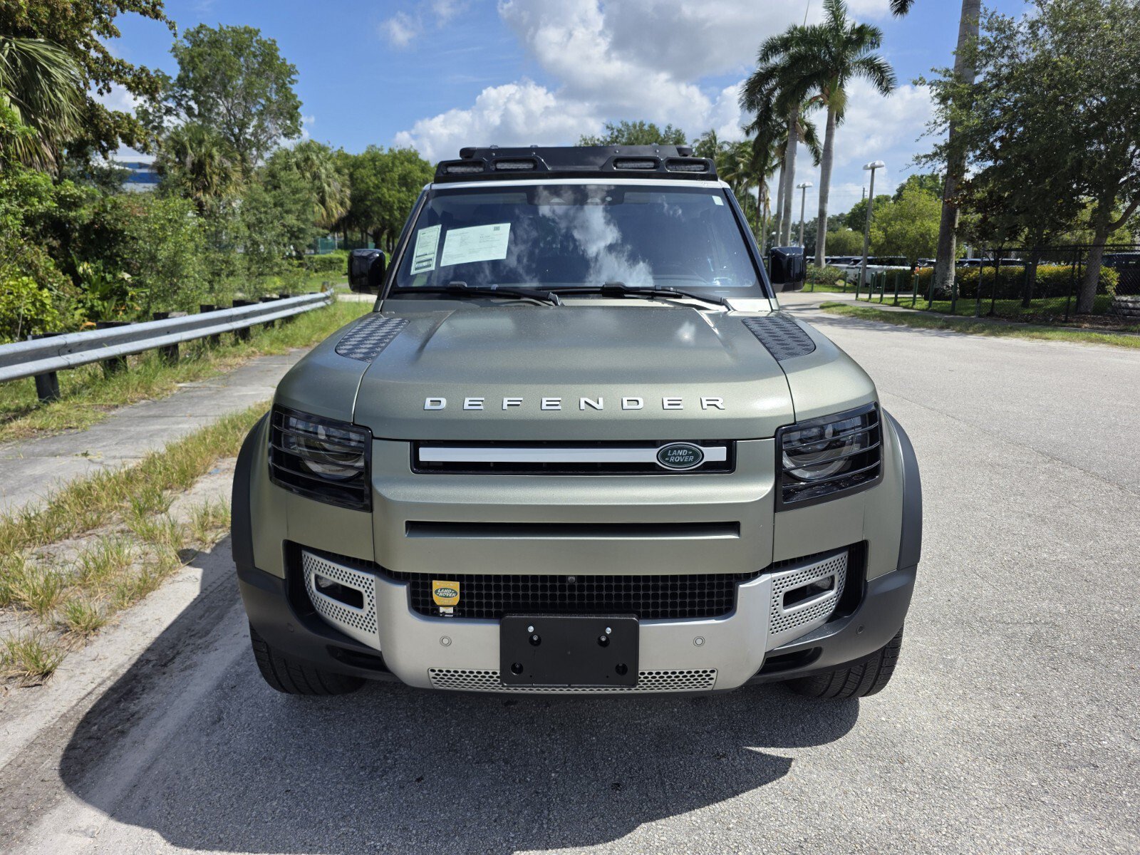 Used 2021 Land Rover Defender 90 First Edition AWD/4WD image 8