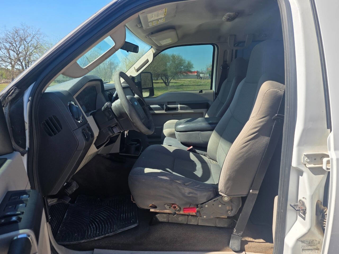 Used 2009 Ford F250 Lariat AWD/4WD image 10