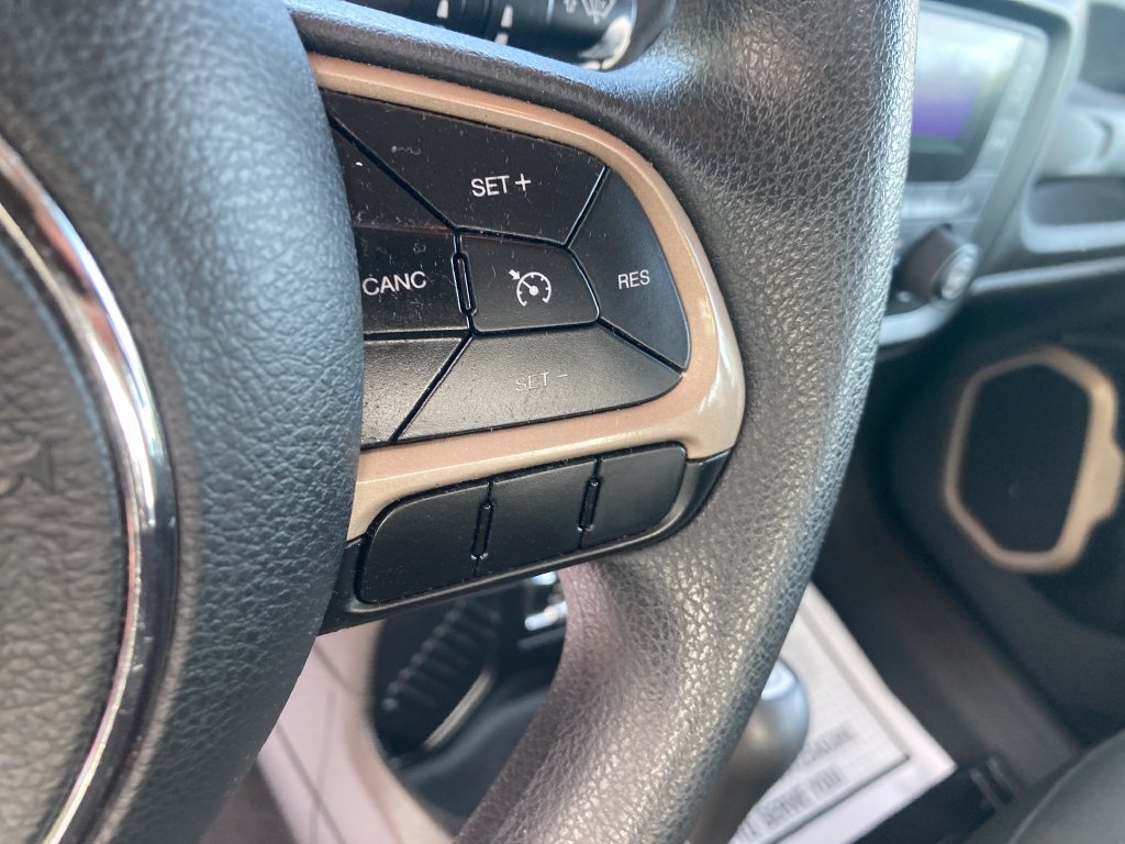 Used 2017 Jeep Renegade Sport w/ Power & Air Group FWD image 40