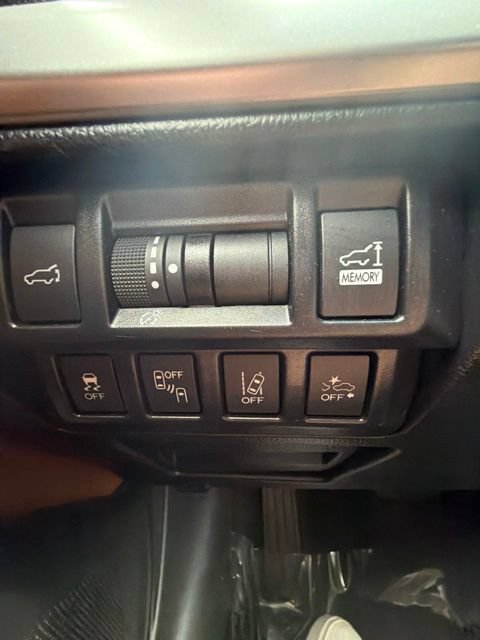 Used 2019 Subaru Outback 2.5i Touring AWD/4WD image 18