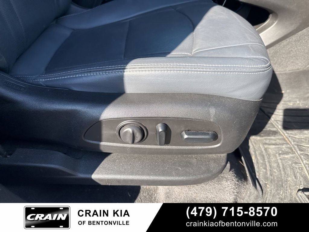 Used 2020 Buick Enclave Essence AWD/4WD image 8