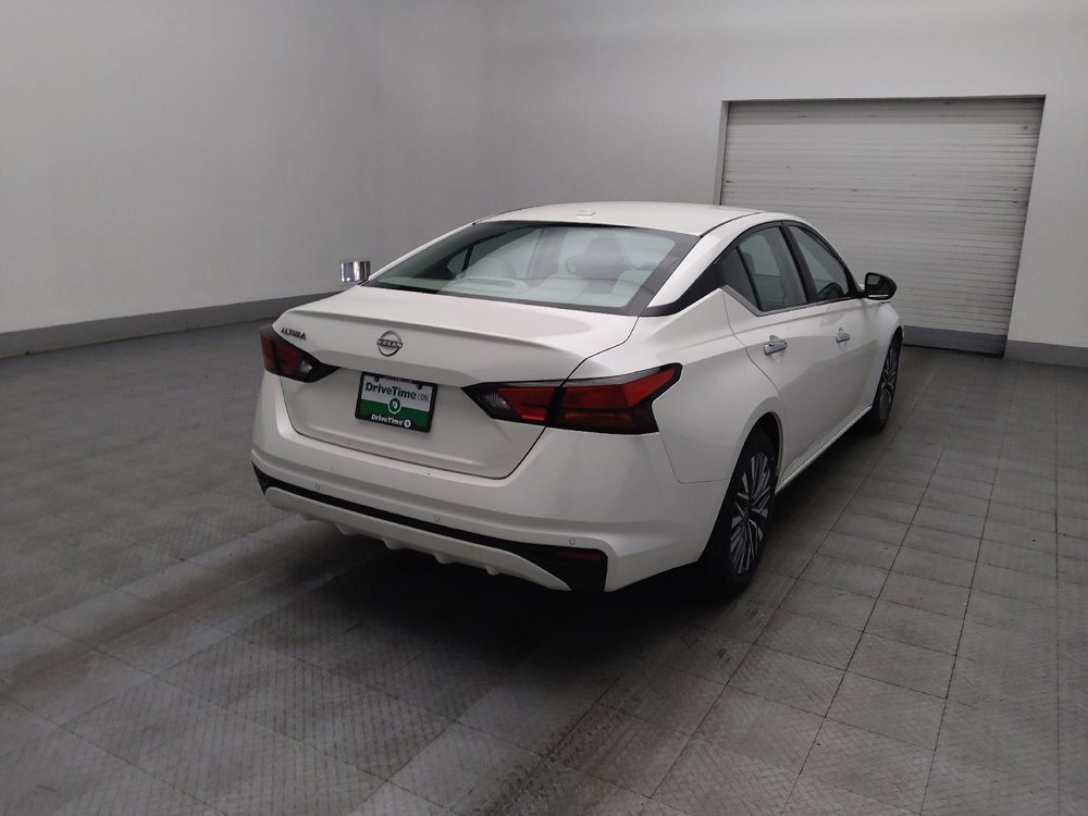 Used 2025 Nissan Altima 2.5 SV image 9