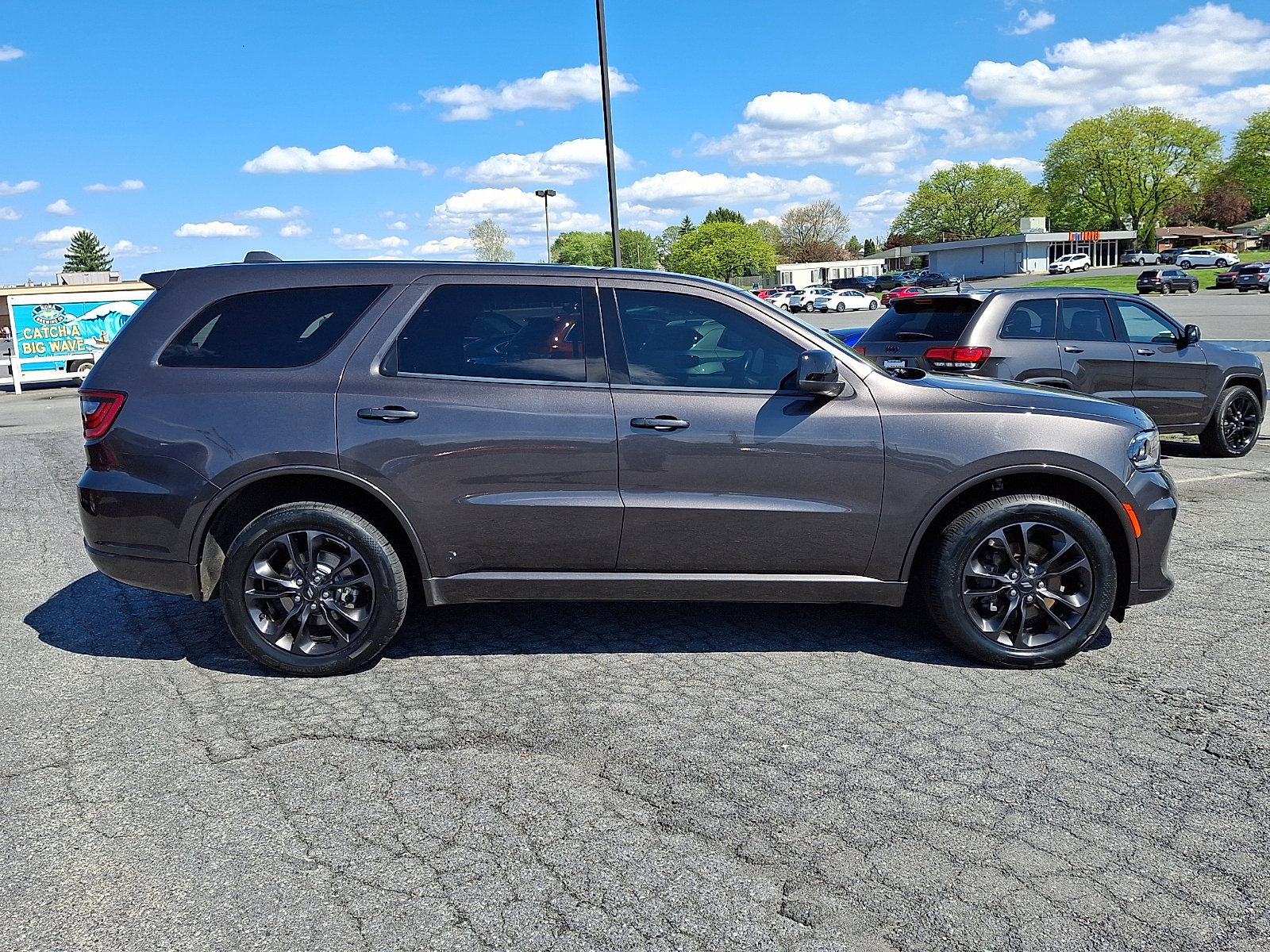 Used 2021 Dodge Durango SXT AWD/4WD image 7