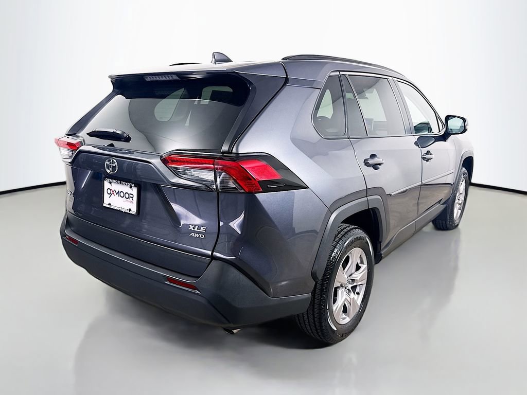 Used 2023 Toyota RAV4 XLE w/ Convenience Package image 7
