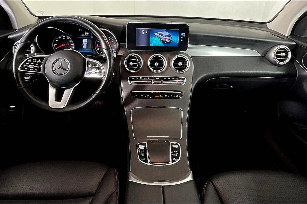 Used 2021 Mercedes-Benz GLC 300 4MATIC image 21