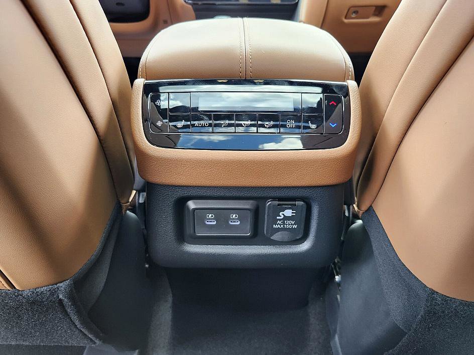 New 2026 INFINITI QX60 Autograph image 11