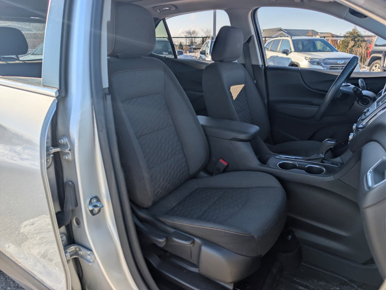 Used 2020 Chevrolet Equinox LT image 24