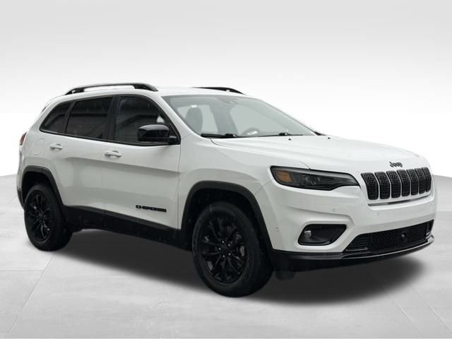 Used 2023 Jeep Cherokee Altitude Lux