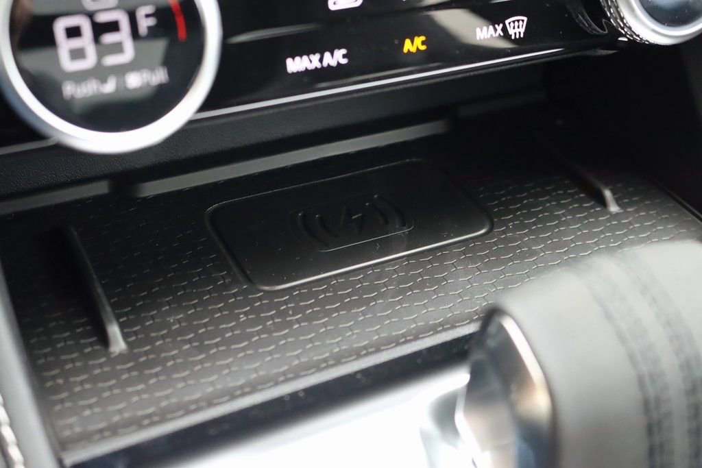 Used 2026 Jaguar F-PACE R-Dynamic S image 30