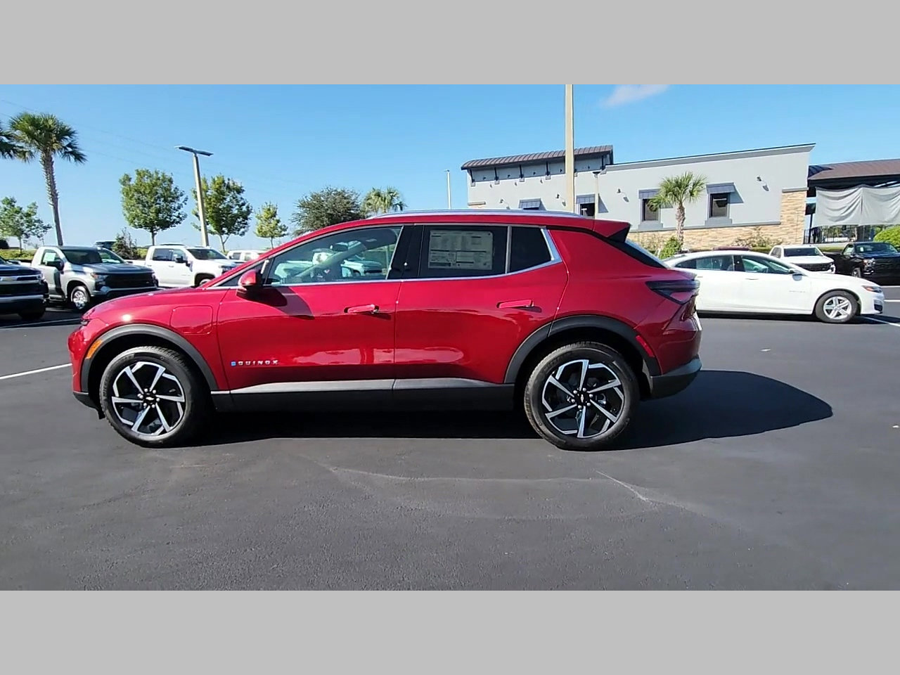 New 2026 Chevrolet Equinox EV LT image 20