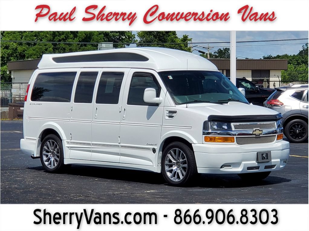Used 2020 Chevrolet Express 2500 w/ Enhanced Convenience Package RWD image 1