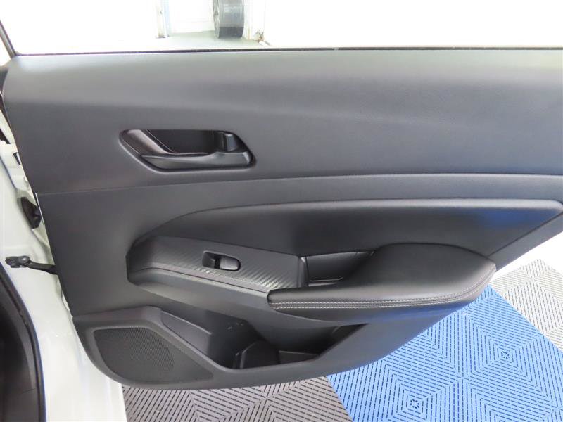 Used 2025 Nissan Altima 2.5 SV FWD image 31