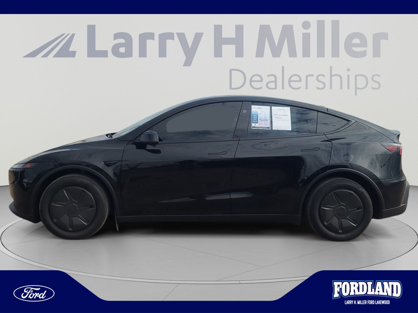 Used 2026 Tesla Model Y Long Range AWD/4WD image 2