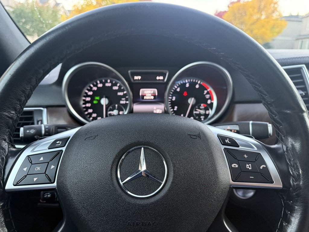 Used 2015 Mercedes-Benz ML 400 4MATIC image 27
