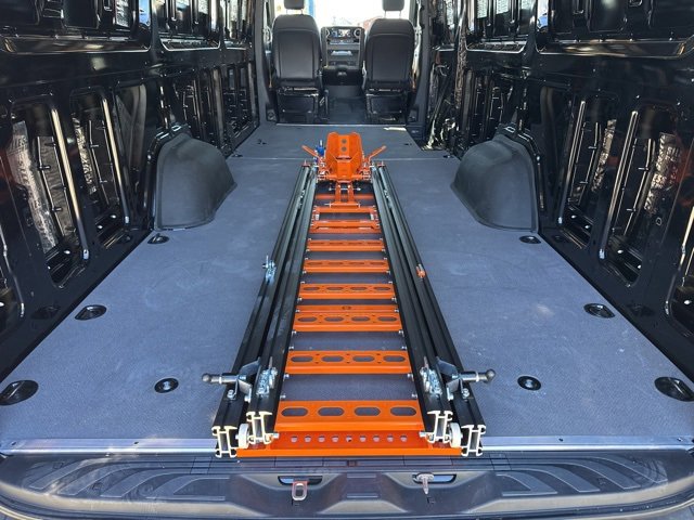 Used 2025 Mercedes-Benz Sprinter 2500 image 12