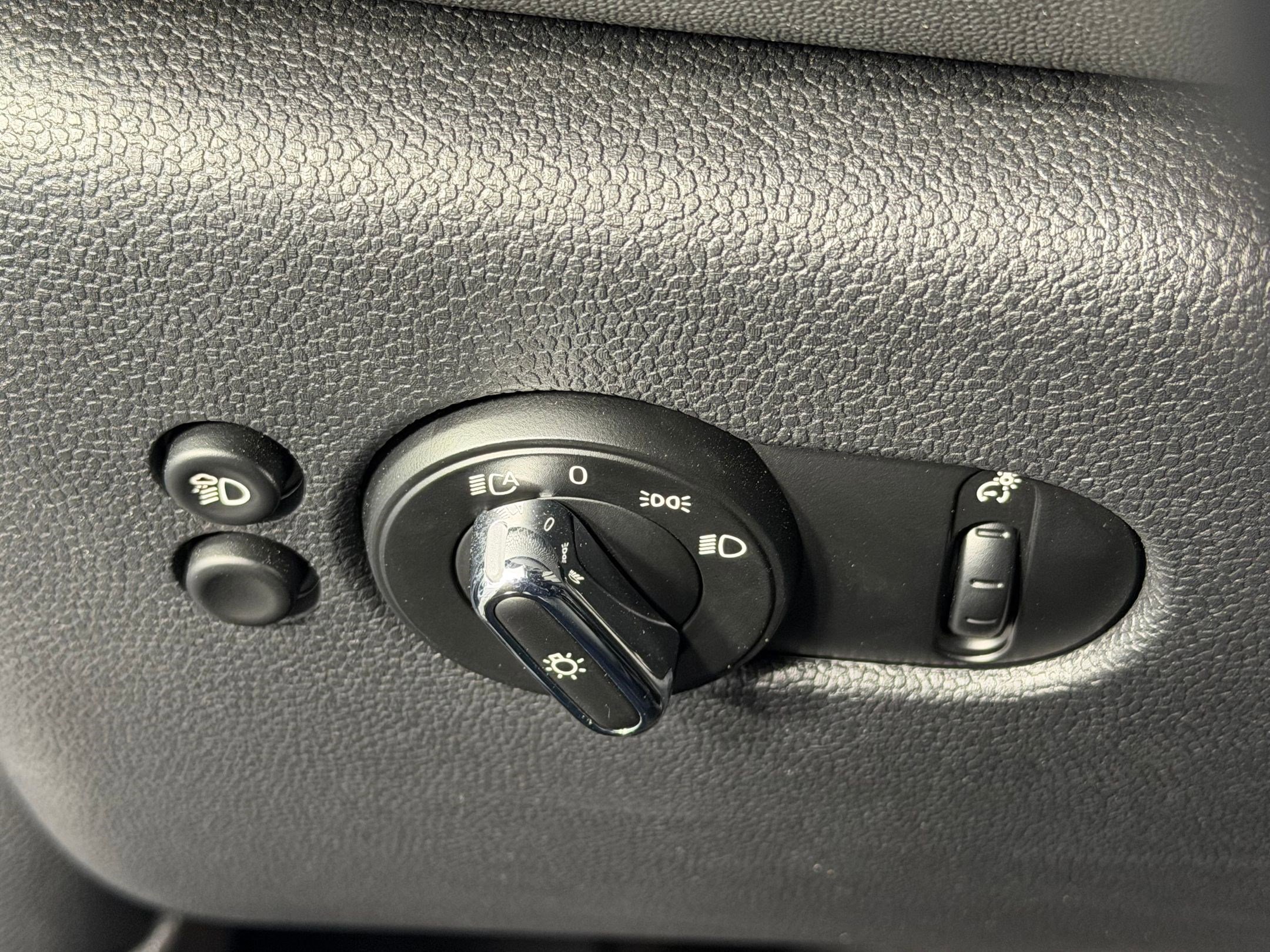 Certified 2023 MINI Cooper S image 19