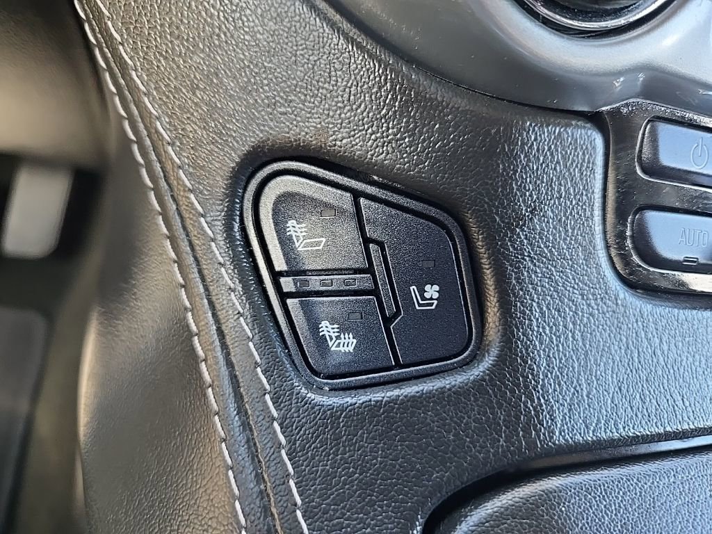 Used 2018 Chevrolet Tahoe Premier image 30