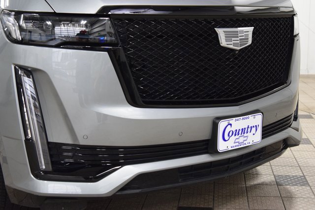 Used 2023 Cadillac Escalade Sport w/ LPO, ONYX Package image 13