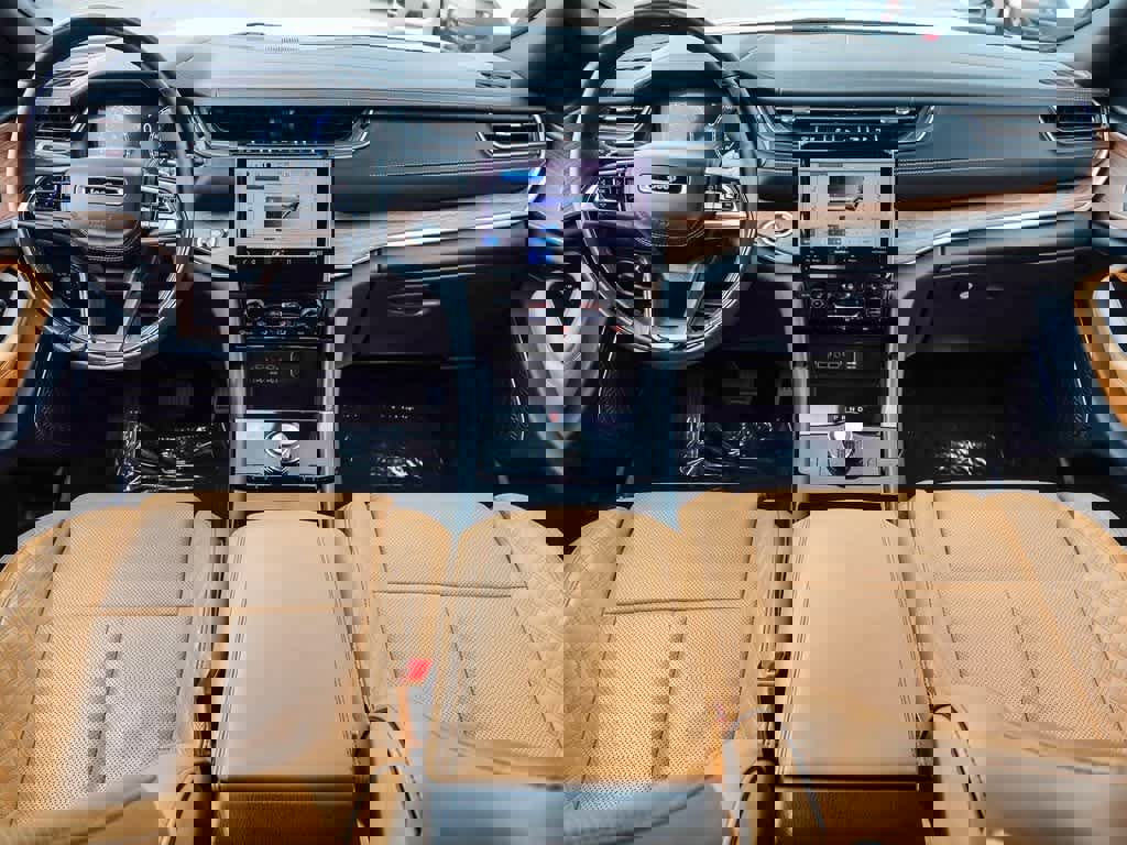 Certified 2023 Jeep Grand Cherokee Summit w/ Adv Protech Group IV image 11