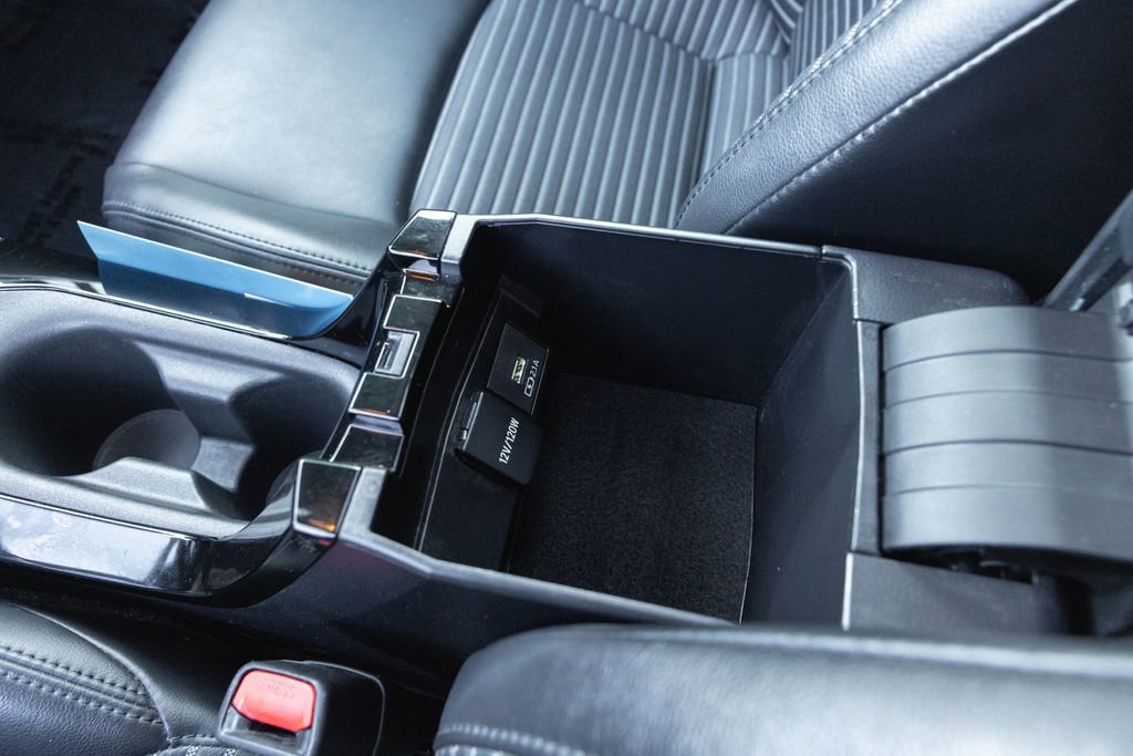 Used 2020 Toyota Corolla XSE w/ Carpet Mat Package (TMS) FWD image 23