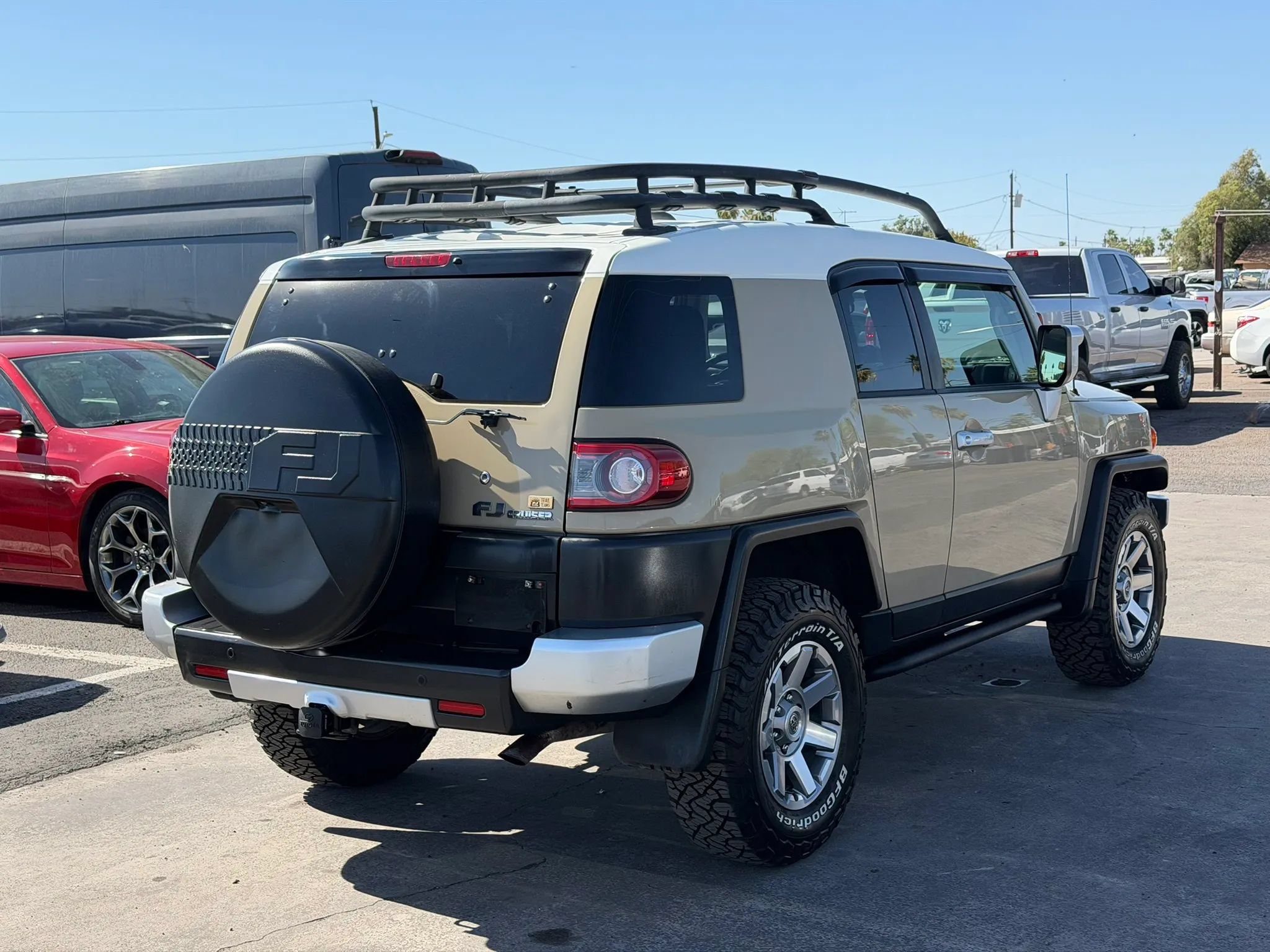 Used 2014 Toyota FJ Cruiser 4WD w/ Upgrade Package image 11