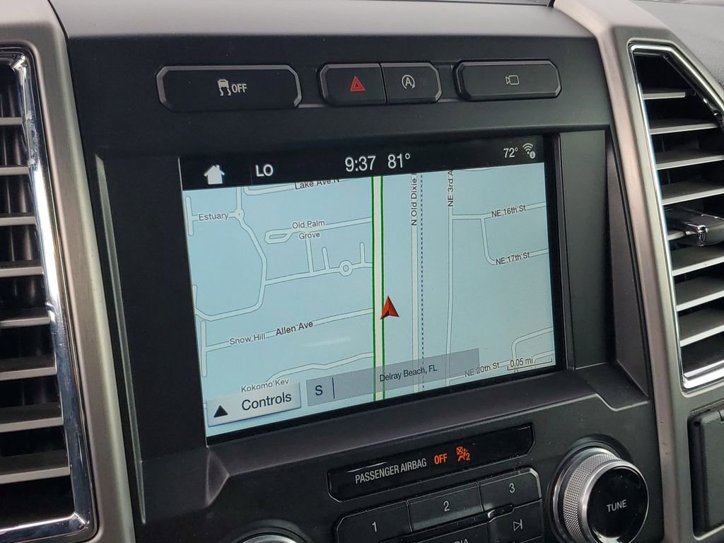 Used 2017 Ford F150 Platinum w/ Equipment Group 701A Luxury AWD/4WD image 27