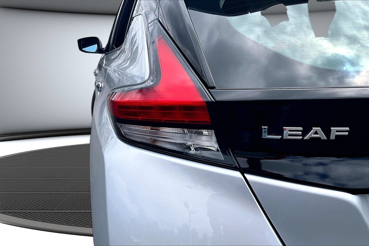 Used 2022 Nissan Leaf SV Plus FWD image 23