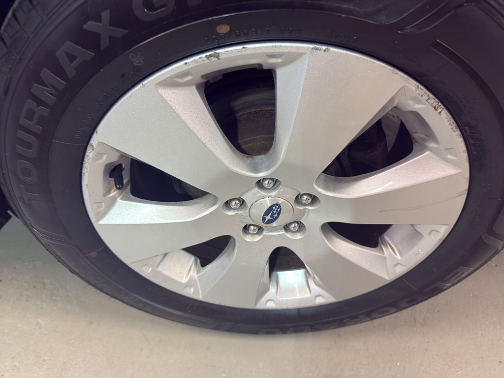 Used 2012 Subaru Outback 2.5i Limited w/ Moonroof Pkg image 33