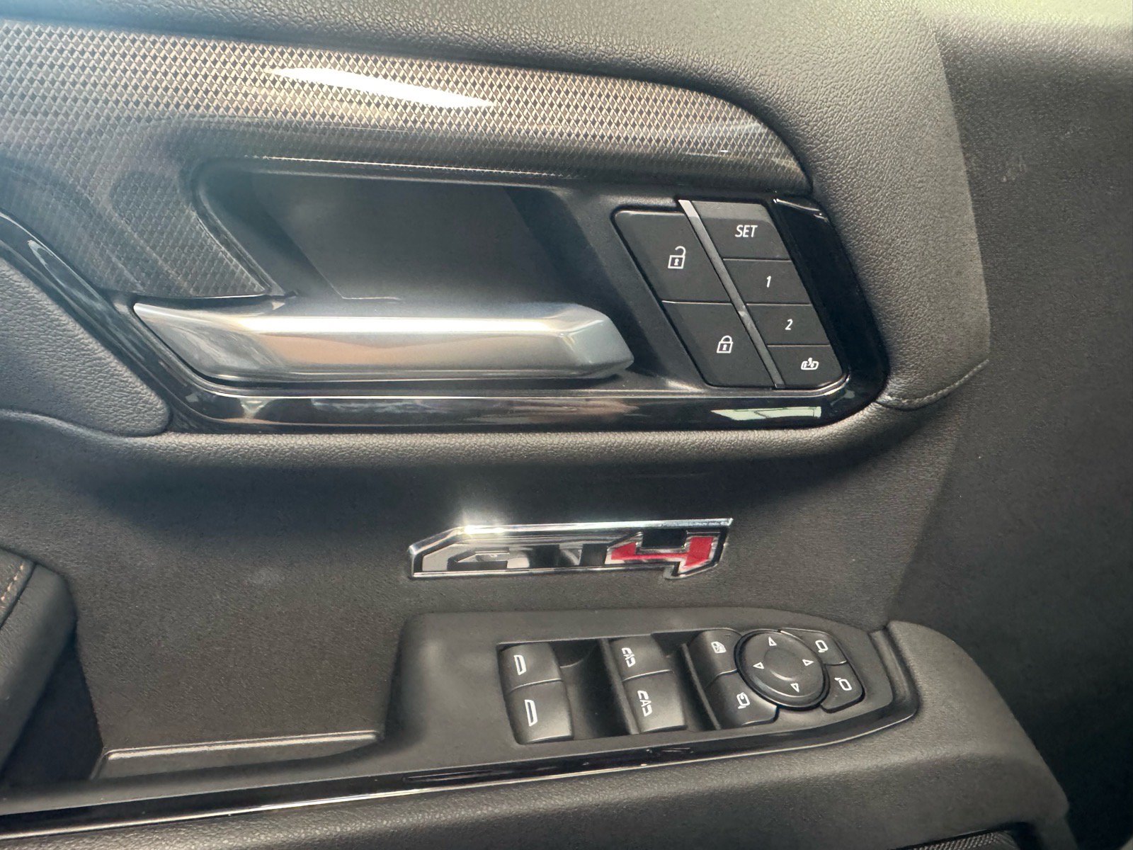 Used 2026 GMC Sierra 1500 AT4 w/ AT4 Premium Package AWD/4WD image 19