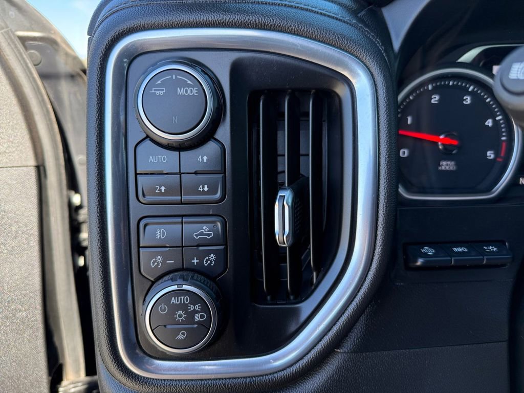 Used 2021 Chevrolet Silverado 3500 LTZ w/ LTZ Plus Package image 22