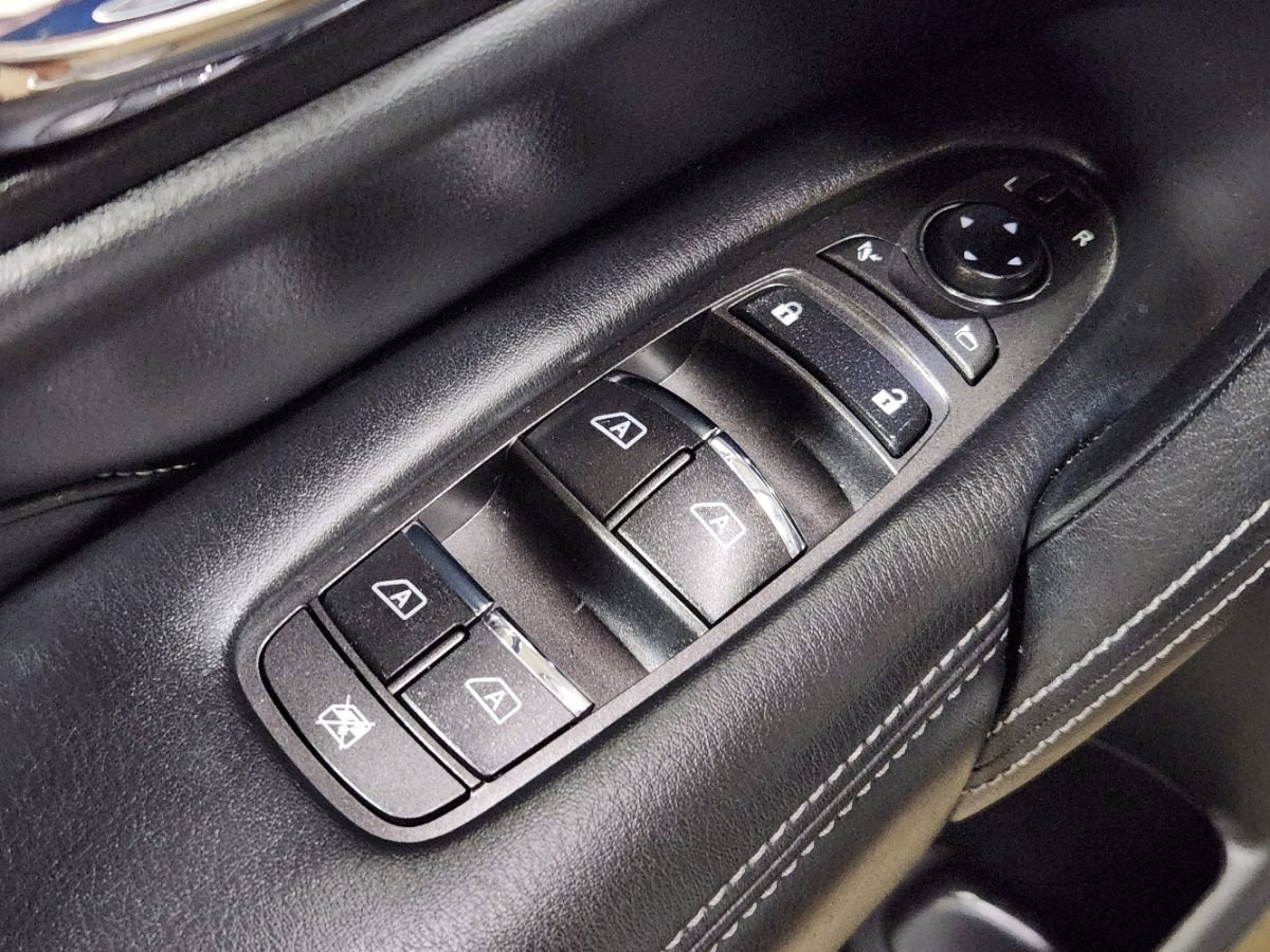 Used 2022 INFINITI QX80 Luxe w/ Cargo Package AWD/4WD image 45