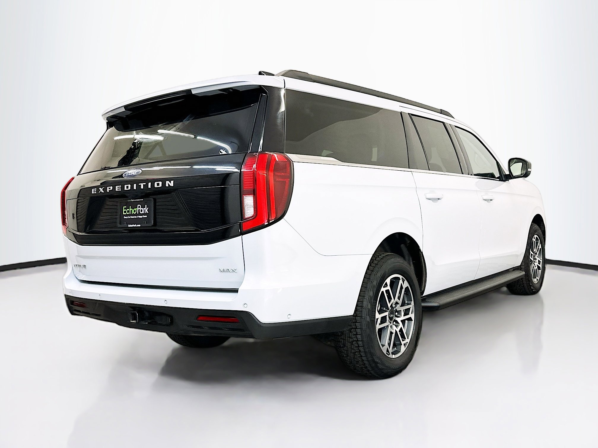 Used 2025 Ford Expedition Max Active image 9