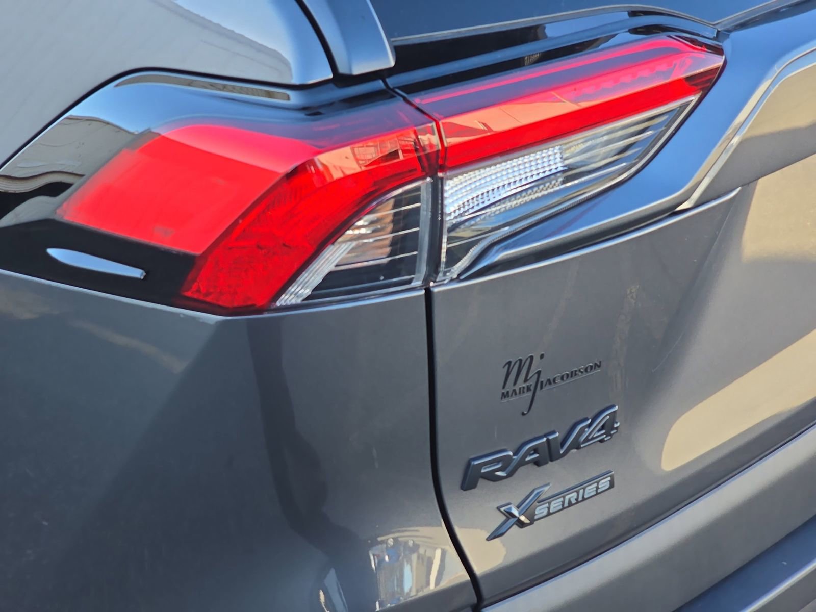 Used 2024 Toyota RAV4 XLE image 39