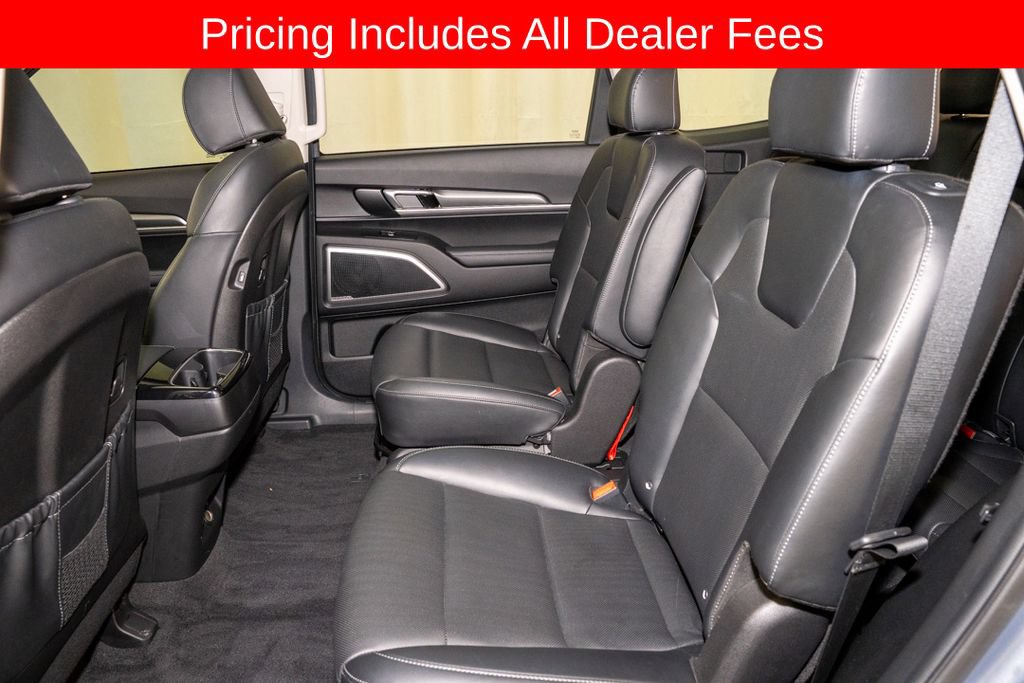 Used 2022 Kia Telluride S FWD image 8
