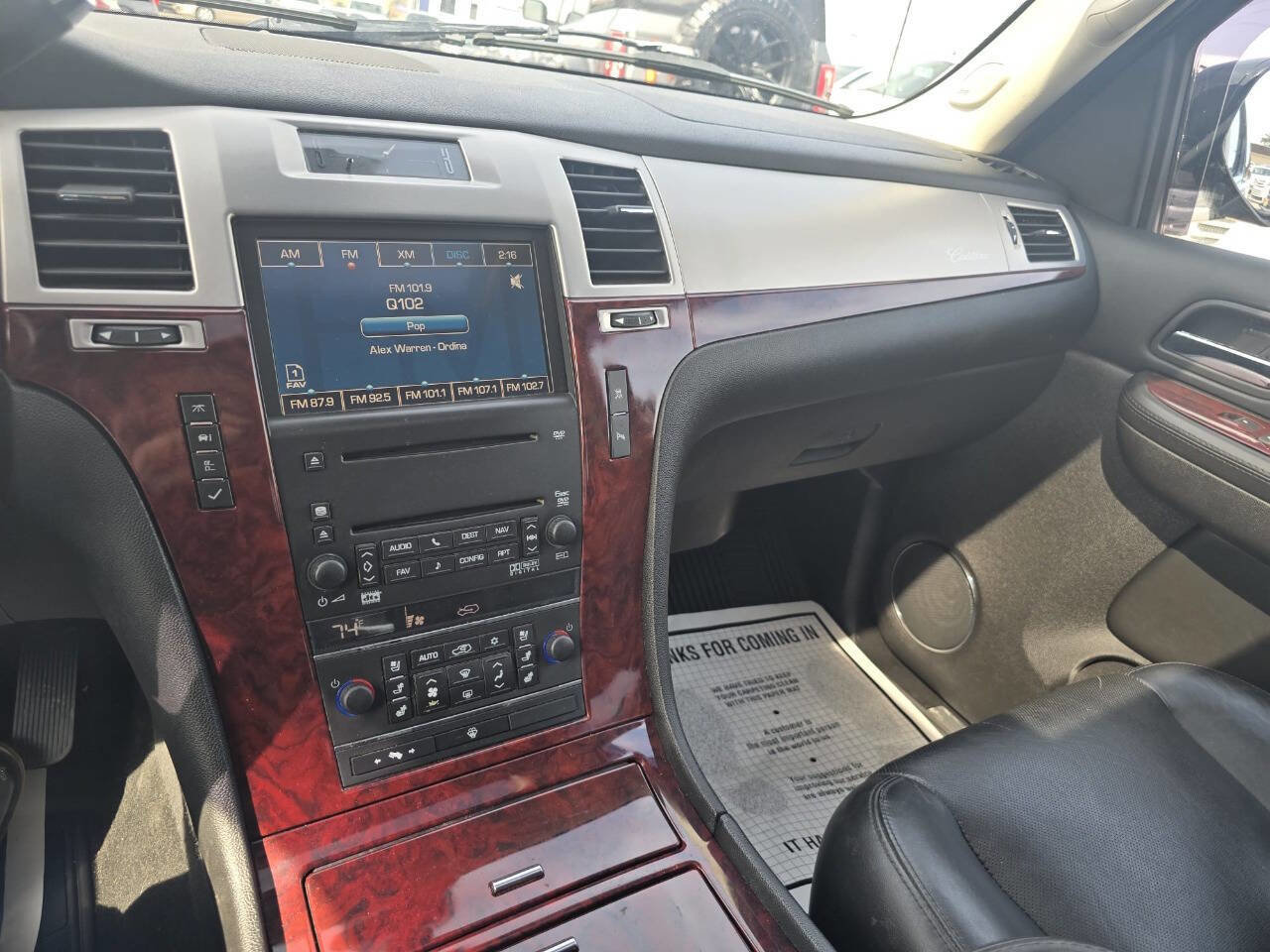 Used 2008 Cadillac Escalade EXT image 71