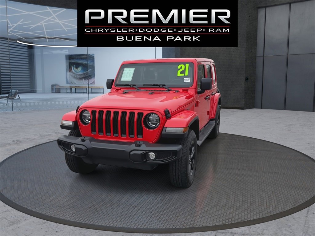 Used 2021 Jeep Wrangler Unlimited Sahara image 2