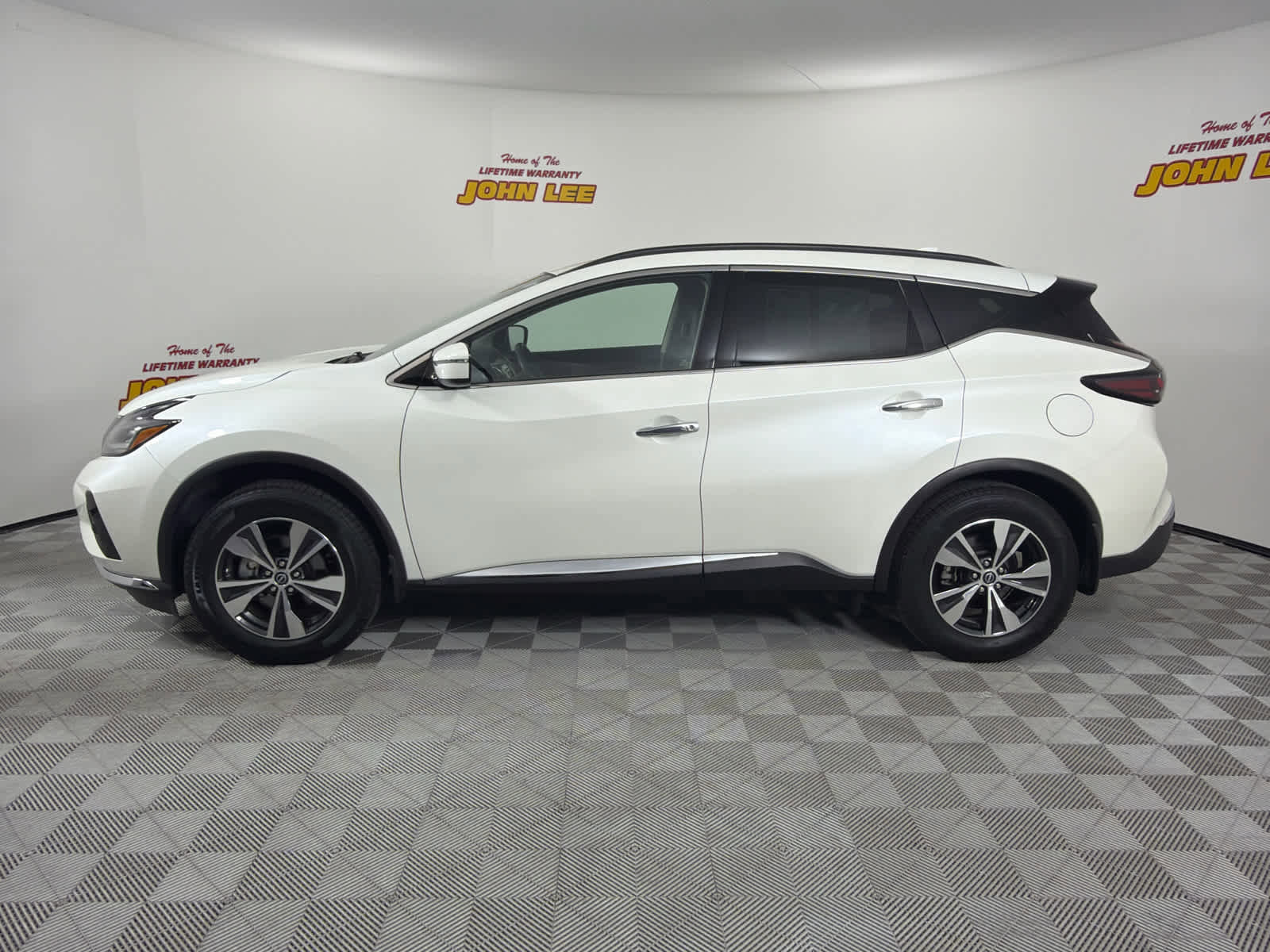 Certified 2024 Nissan Murano SV FWD image 2