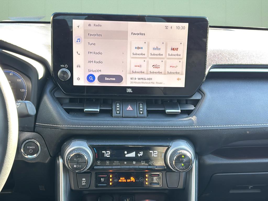 Used 2025 Toyota RAV4 Limited image 24