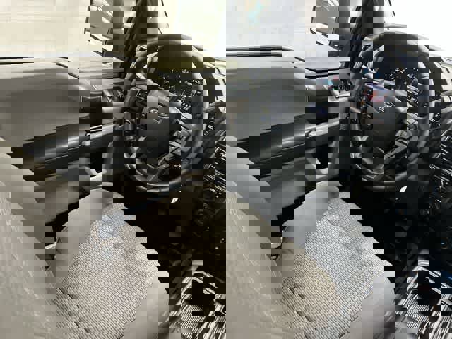 Used 2017 Ford F150 XLT w/ Equipment Group 302A Luxury image 12