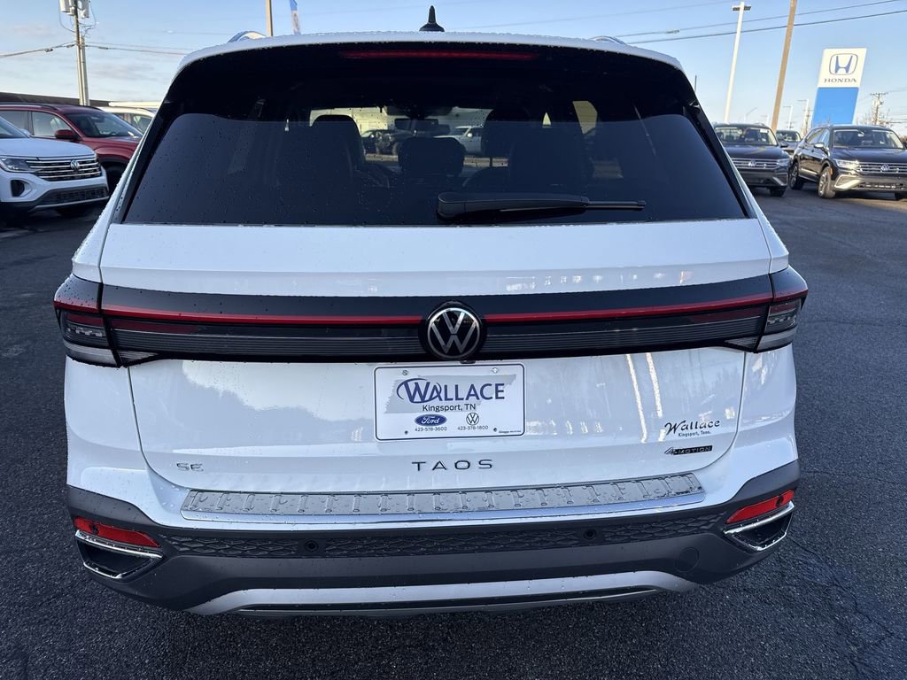 New 2025 Volkswagen Taos SE AWD/4WD image 5