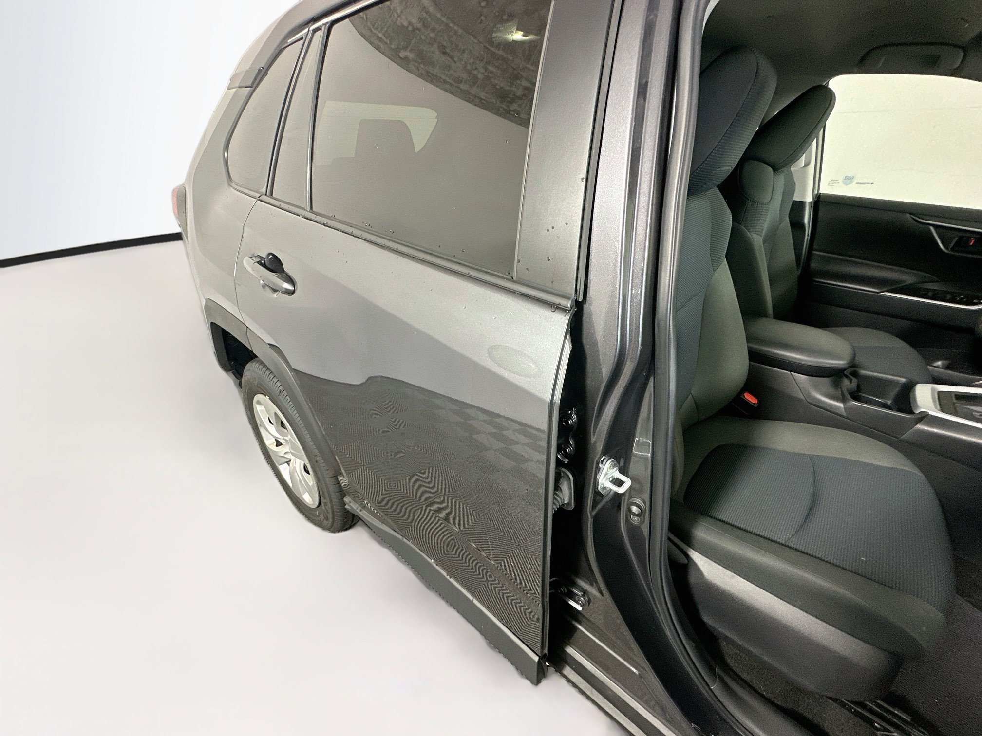 Used 2023 Toyota RAV4 LE FWD image 27
