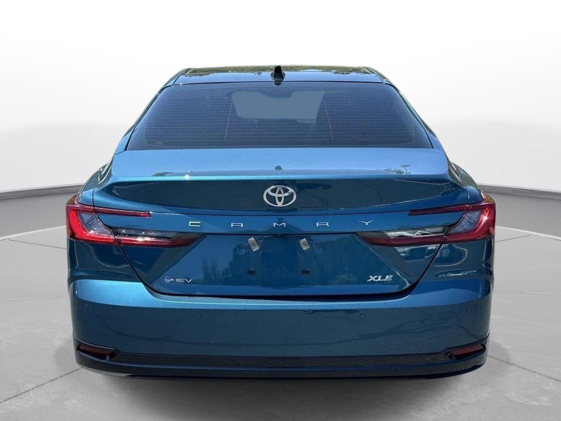 Used 2025 Toyota Camry XLE w/ Premium Plus Package FWD image 7