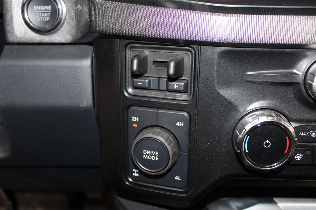 Used 2025 Ford F350 Platinum image 32