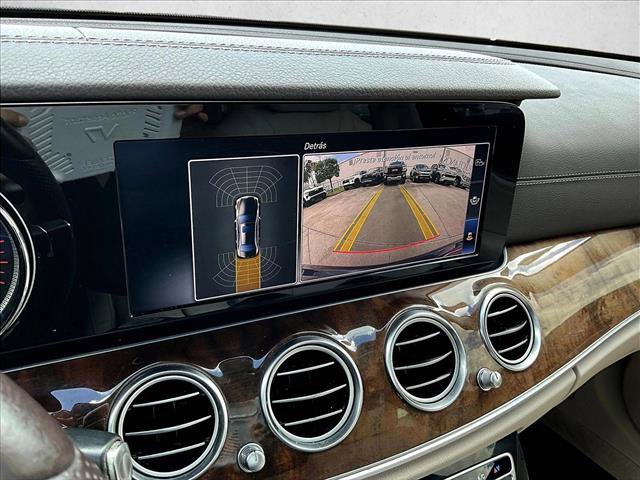 Used 2018 Mercedes-Benz E 300 4MATIC image 23