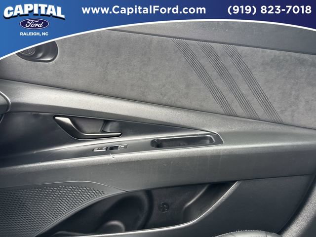 Used 2025 Hyundai Elantra N Base image 27