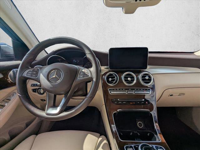 Used 2017 Mercedes-Benz GLC 300 image 13