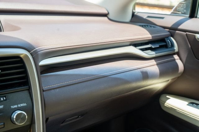 Used 2019 Lexus RX 350L AWD image 46