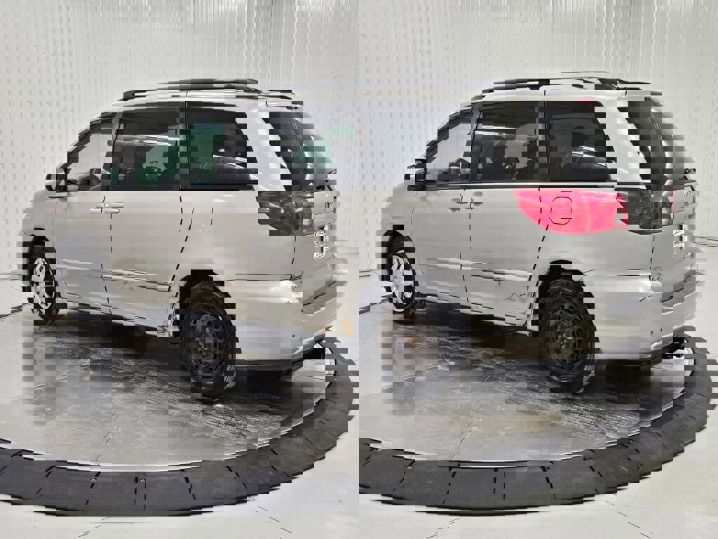 Used 2006 Toyota Sienna LE image 3