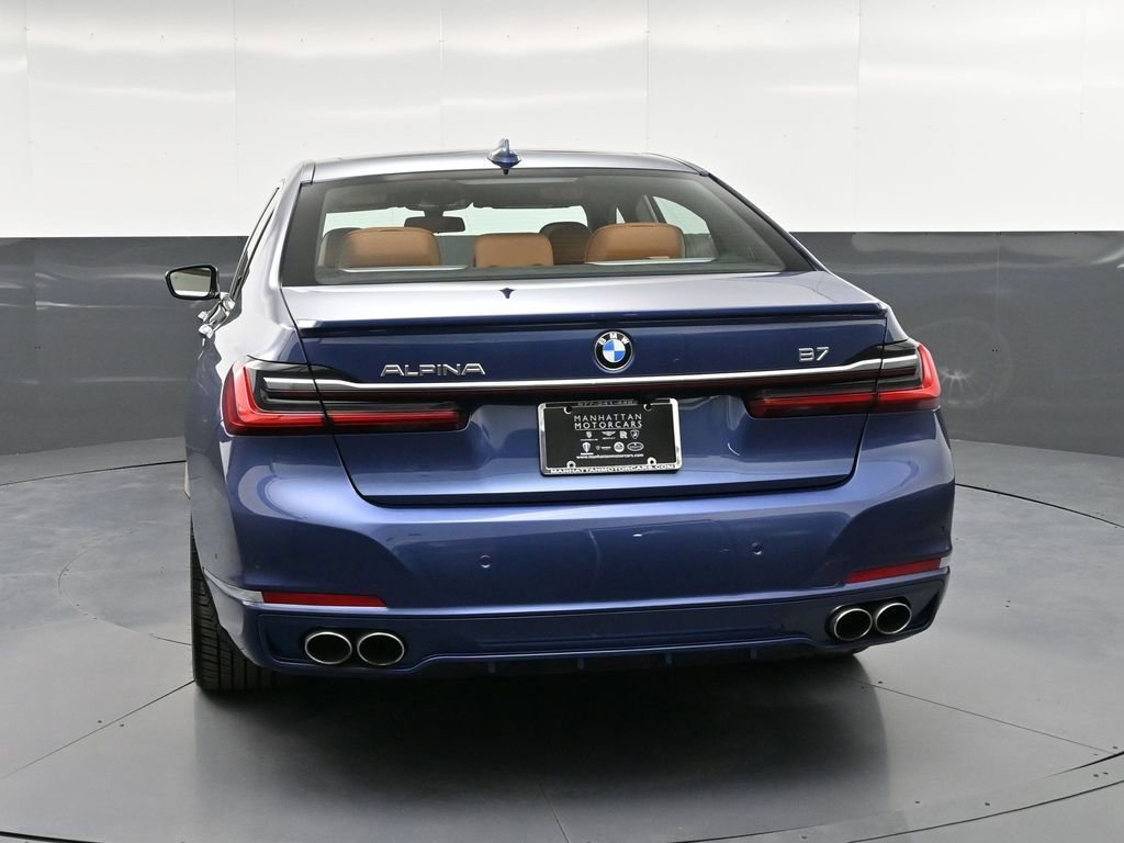 Used 2022 BMW ALPINA B7 xDrive w/ Luxury Rear Seating Package AWD/4WD image 7